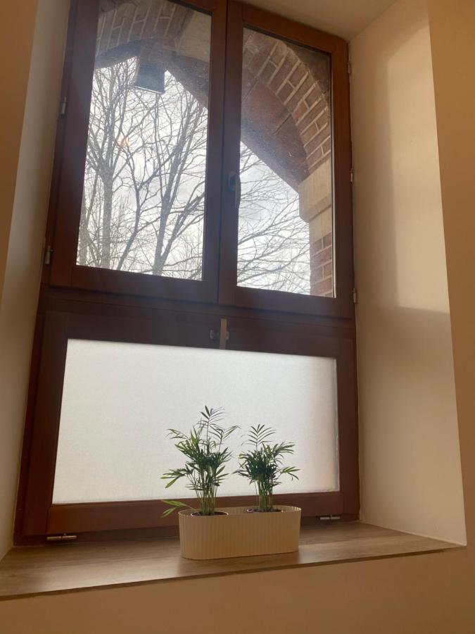 Studio Dans Les Ecuries Du Chateau Bonnelles Экстерьер фото